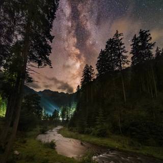 Milky waves wallpaper