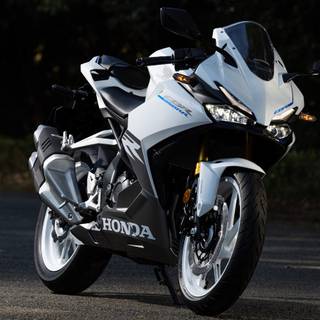 Honda CBR250RR 2023 wallpaper