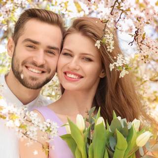 Spring couple wallpaper