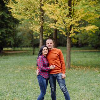 Spring couple wallpaper