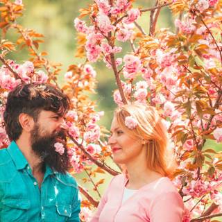 Spring couple wallpaper