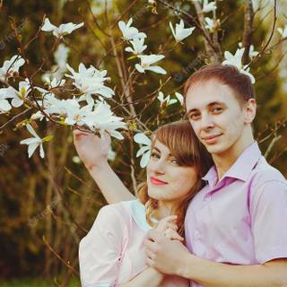 Spring couple wallpaper