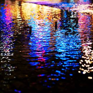 Light reflections wallpaper