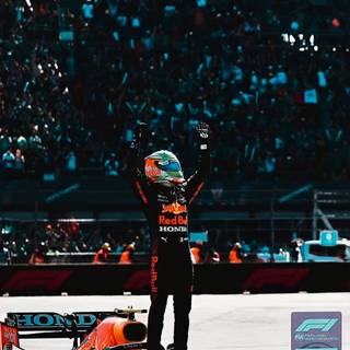 F1 iPhone 4K Sergio Perez wallpaper
