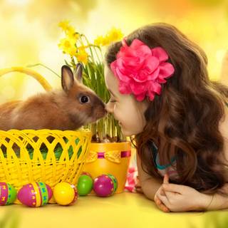 Cute Easter yellow wallpaper