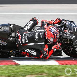 Maverick Viñales Aprilia 2023 wallpaper