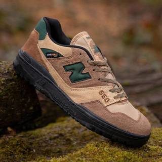 New Balance 550 wallpaper