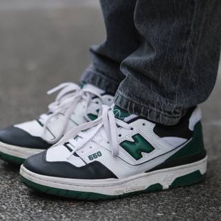 New Balance 550 wallpaper