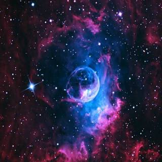 Hubble bubble wallpaper