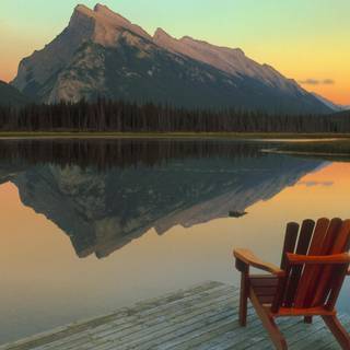 Lakeside view wallpaper