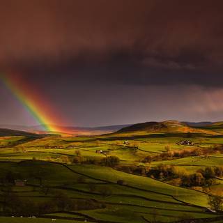 Spring rainbow sky wallpaper