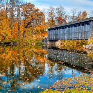 Spring covered bridges wallpaper
