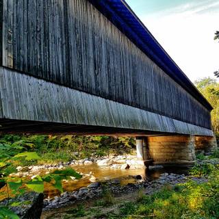 Spring covered bridges wallpaper