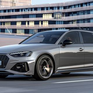 Audi RS4 2023 wallpaper