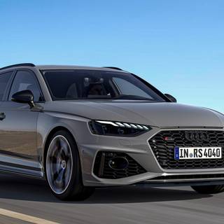 Audi RS4 2023 wallpaper