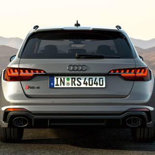Audi RS4 2023 wallpaper