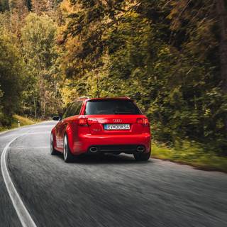 Audi RS4 2023 wallpaper