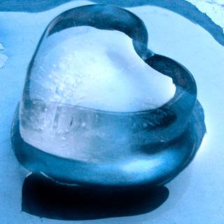 Heart cold wallpaper