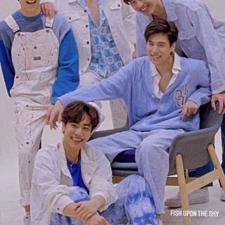 Fish Upon The Sky wallpaper