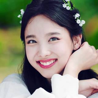 Chaeyoung and Nayeon wallpaper