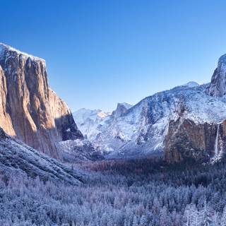 Ultrawide winter mountain wallpaper