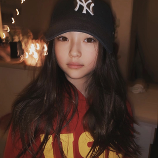 Ella Gross 2023 wallpaper