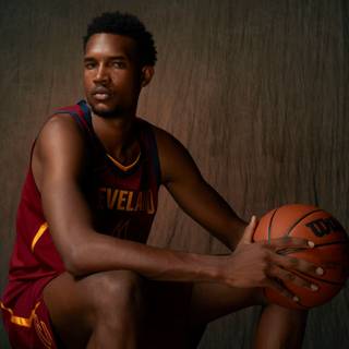 Evan Mobley wallpaper