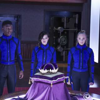 Secret Society of Second-Born Royals wallpaper