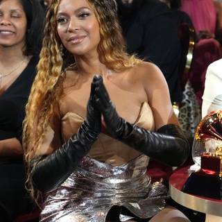 Beyonce Grammys 2023 wallpaper