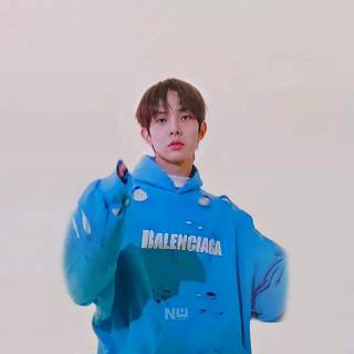 Heeseung desktop wallpaper