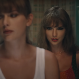 Taylor Swift Anti Hero desktop wallpaper