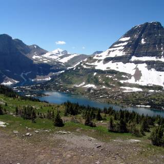 Hidden Lake wallpaper