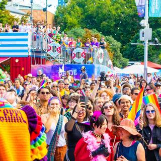 Pride 2023 wallpaper