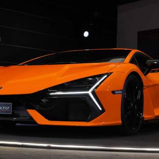 Lamborghini Revuelto HD wallpaper