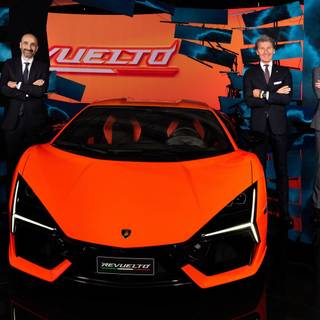 Lamborghini Revuelto HD wallpaper