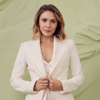Elizabeth Olsen 2023 wallpaper