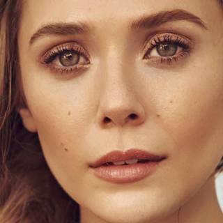 Elizabeth Olsen 2023 wallpaper