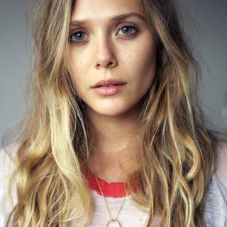 Elizabeth Olsen 2023 wallpaper