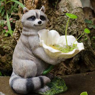 Cute spring racoon wallpaper