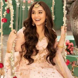 Dur-e-Fishan Saleem wallpaper