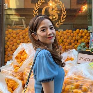 Jisoo Flower wallpaper