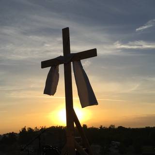 Sunrise Easter wallpaper