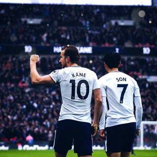 Harry Kane and Son wallpaper