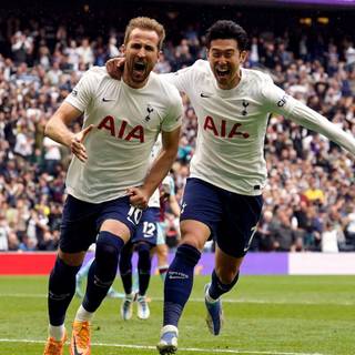 Harry Kane and Son wallpaper