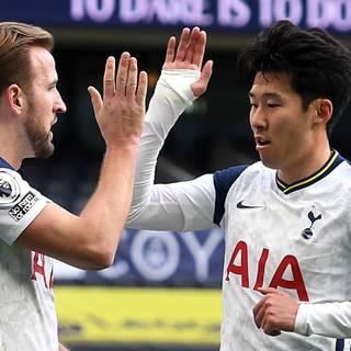 Harry Kane and Son wallpaper