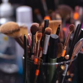 Makeup brush wallpaper