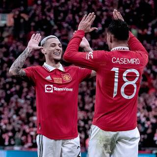 Man Utd 2023 phone wallpaper