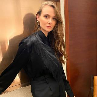 Andi Matichak wallpaper