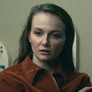 Andi Matichak wallpaper