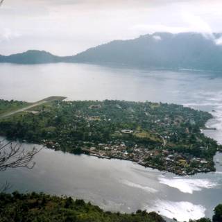 Banda Neira wallpaper